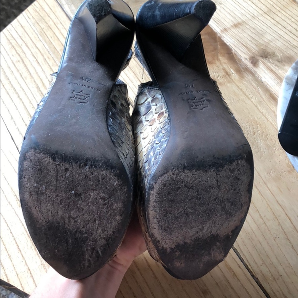Authentic python Slingback platform heels - Picture 5 of 5